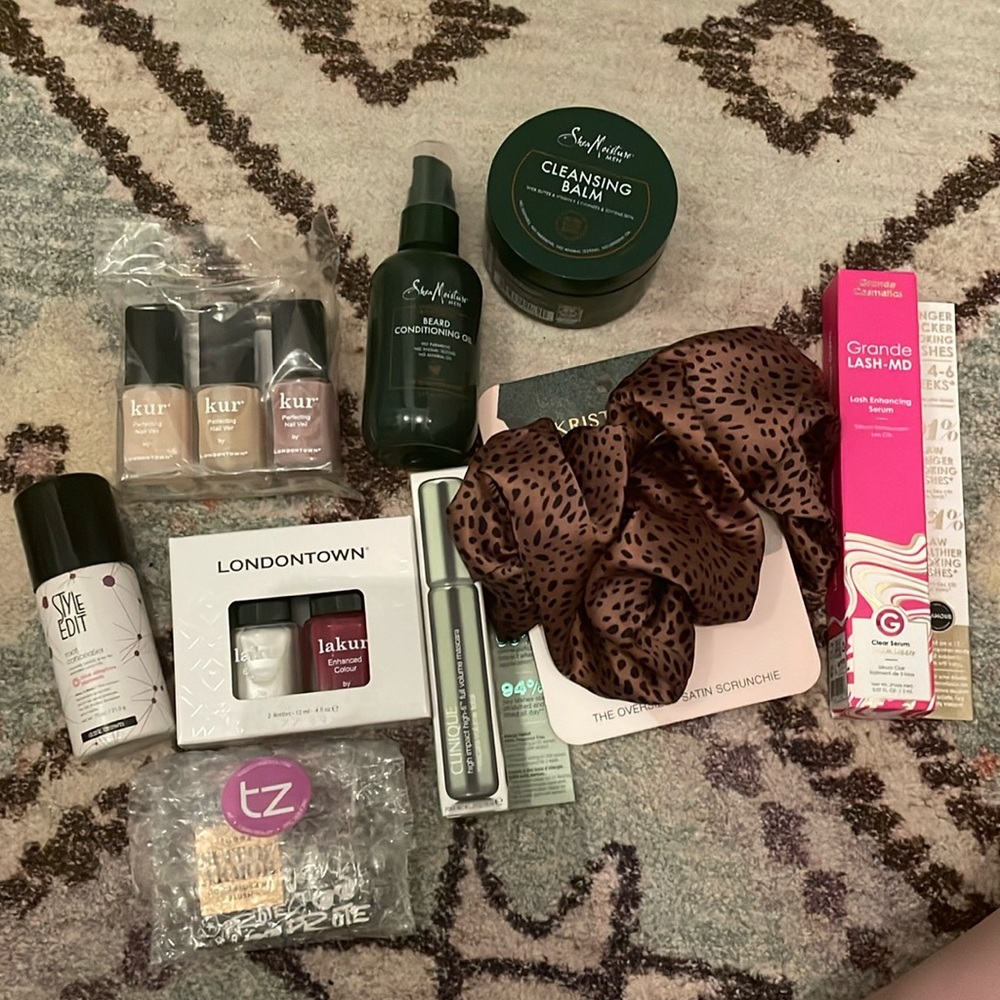 Big beauty bundle: Clinique, Grande Lash MD, Shea Moisture, Londontown KUR, etc